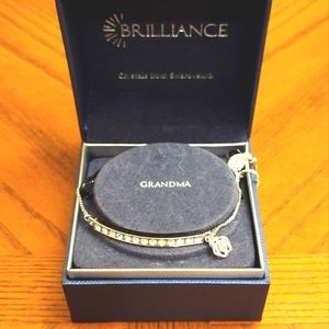 Brilliance Swarovski Bracelet "Grandma" Silver Tone New in Box